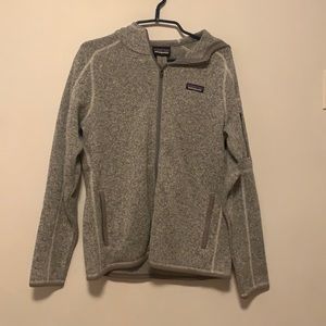Women’s Patagonia fleece jacket